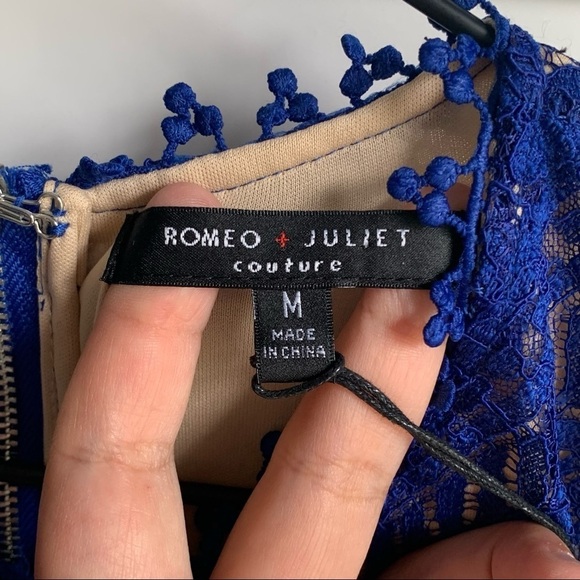 Romeo & Juliet Couture Royal Blue Lace Blouse - Picture 5 of 11